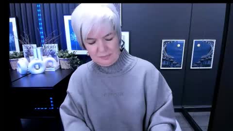 Carmen online show from March 2, 2026, 5:08 am