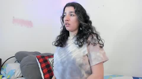 carmesix__ online show from December 3, 2024, 8:39 pm