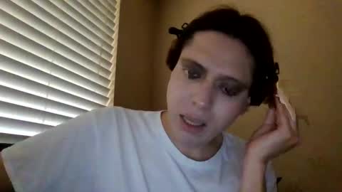 Snapshot of carnalflower95 chatting on April 18, 2026, 10:10 pm Brooke online show from April 18, 2026, 10:10 pm