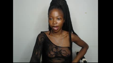 caroline online show from April 23, 2026, 11:09 am