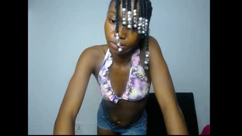 Snapshot of carobaby8 chatting on May 10, 2026, 6:24 pm caroline online show from May 10, 2026, 6:24 pm