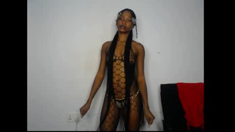 Snapshot of carobaby8 chatting on May 23, 2026, 4:18 am caroline online show from May 23, 2026, 4:18 am
