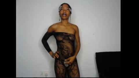 Snapshot of carobaby8 chatting on June 9, 2026, 4:02 am caroline online show from June 9, 2026, 4:02 am