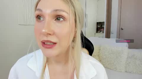 Snapshot of carol_may_ chatting on July 24, 2026, 12:14 pm carol_may_ online show from July 24, 2026, 12:14 pm