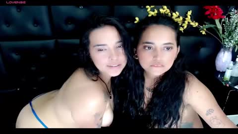 Carolaine01 online show from February 14, 2025, 1:13 am