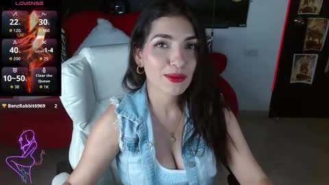 Caroline online show from February 17, 2026, 2:02 pm