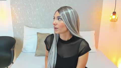 Carolain online show from December 4, 2025, 3:10 pm