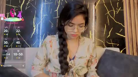 CAROLINA  online show from April 15, 2026, 1:23 am