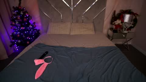 Snapshot of carolinadia chatting on December 24, 2024, 11:55 pm carolinadia online show from December 24, 2024, 11:55 pm