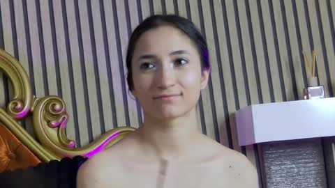 Snapshot of carolinahart chatting on July 5, 2026, 4:52 am carolinahart online show from July 5, 2026, 4:52 am