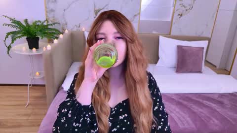 carolinasherry online show from December 2, 2025, 3:23 am