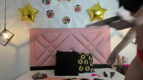 Snapshot of caroline_daring chatting on June 28, 2026, 12:44 pm caroline daring online show from June 28, 2026, 12:44 pm