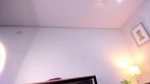  Caroline  online show from March 23, 2026, 11:36 am