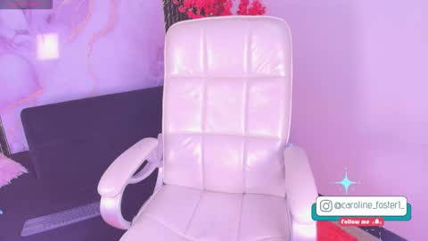 caroline_foster1 online show from November 12, 2025, 12:16 pm