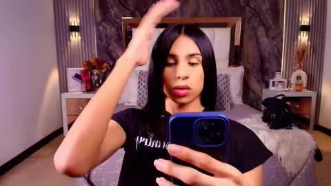 caroline_foster1 online show from December 22, 2025, 11:40 am