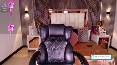 caroline_foster1 online show from April 16, 2026, 12:17 pm