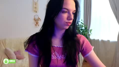 Mary and Carol online show from April 12, 2026, 12:32 pm