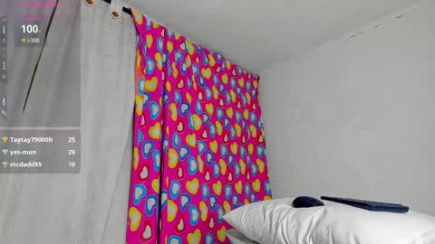 Snapshot of caroline_tovar_ chatting on March 12, 2025, 3:46 am Caroline Tovar Lovense is active my orgasms in your hands Give me more pleasure and make me cum online show from March 12, 2025, 3:46 am