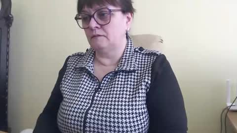 CarolineDream  online show from February 19, 2025, 7:06 am