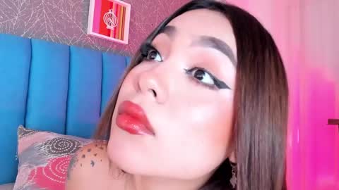 CarolineeGarcia online show from March 5, 2025, 1:39 pm