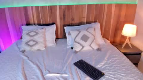 Snapshot of carolineejoness chatting on September 29, 2025, 7:40 pm Caroline online show from September 29, 2025, 7:40 pm