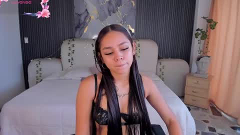 Caroline online show from June 8, 2026, 1:33 pm