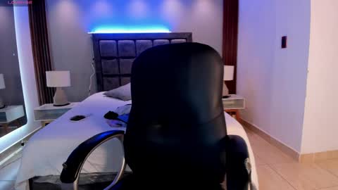 Snapshot of carolinemiller1 chatting on May 24, 2026, 12:10 pm Caro online show from May 24, 2026, 12:10 pm