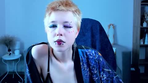 CarolineRichter online show from September 24, 2025, 10:29 am