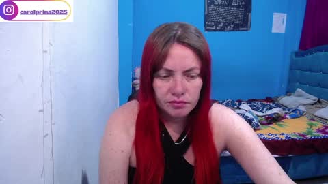 Carolinhe  online show from April 7, 2026, 10:26 am