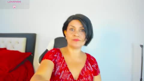 CarolinneFiotti online show from January 8, 2026, 4:53 pm