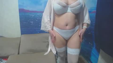 VicunaCool online show from February 26, 2025, 3:52 pm