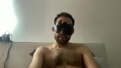 Thick  Juciy online show from January 18, 2026, 4:05 am