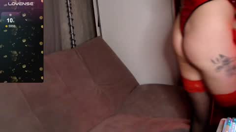 Snapshot of carrie_moonshine chatting on February 8, 2025, 6:55 pm Carrie online show from February 8, 2025, 6:55 pm