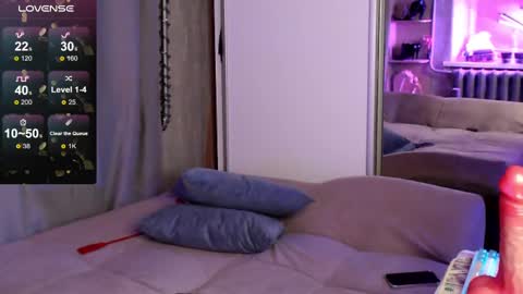 Snapshot of carrie_moonshine chatting on February 26, 2025, 9:37 pm Carrie online show from February 26, 2025, 9:37 pm