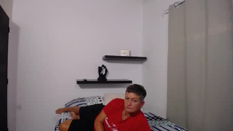 Snapshot of carry_big chatting on May 15, 2026, 8:49 pm Blonde Carolina Patty online show from May 15, 2026, 8:49 pm