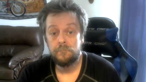 Snapshot of caseurdecue chatting on August 4, 2026, 6:32 pm AllenGallant online show from August 4, 2026, 6:32 pm