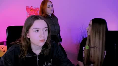 casey_meow_ online show from February 8, 2026, 10:07 am