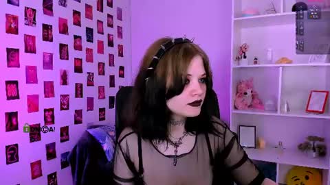 Snapshot of casey_meow_ chatting on July 31, 2026, 8:58 am casey_meow_ online show from July 31, 2026, 8:58 am