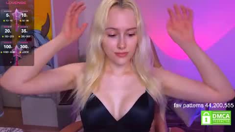 Snapshot of caseylabow chatting on July 31, 2026, 5:18 am My name is Casey... Nice to meet you I will be happy to have funthumbs up please its important online show from July 31, 2026, 5:18 am