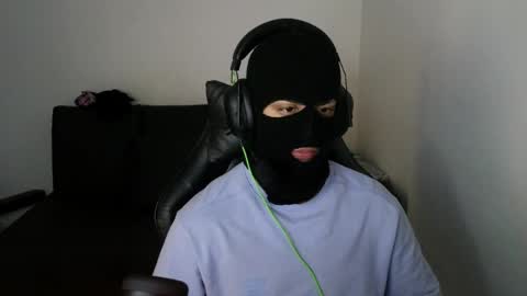 cash_master777 online show from April 17, 2026, 7:06 pm