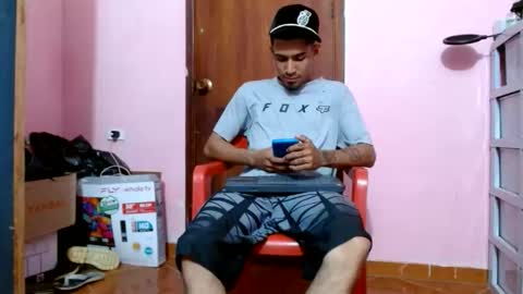 Snapshot of cash_master_san chatting on June 2, 2026, 11:07 pm Cash Master San online show from June 2, 2026, 11:07 pm