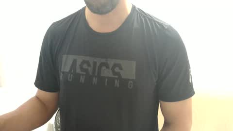 cashmastermuscle77 online show from January 29, 2025, 10:37 am