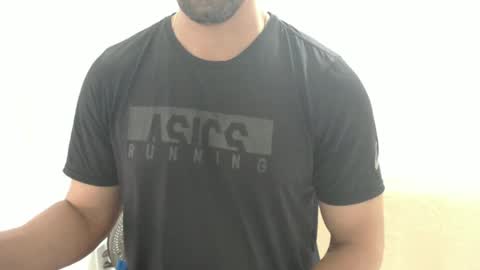 cashmastermuscle77 online show from February 5, 2025, 1:22 pm