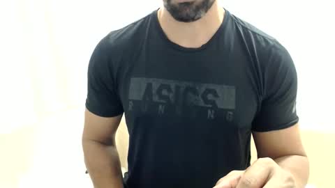 cashmastermuscle77 online show from June 3, 2026, 6:13 pm