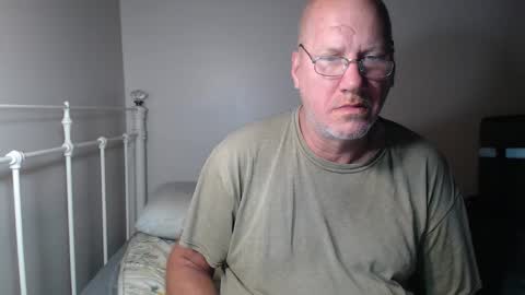 CasinoCam online show from April 18, 2026, 10:30 am