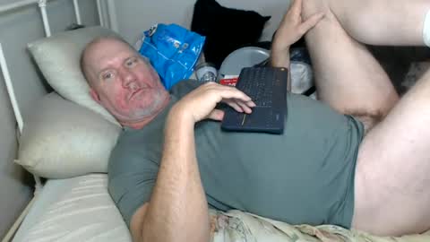 Snapshot of casinocam chatting on June 18, 2026, 4:00 pm CasinoCam online show from June 18, 2026, 4:00 pm