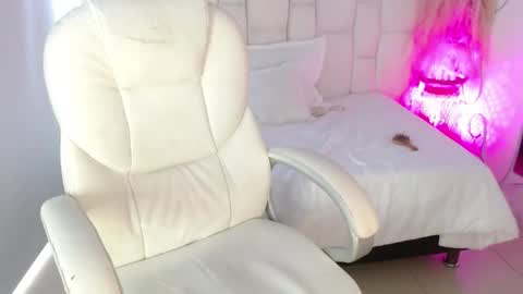 Snapshot of cassandraferran chatting on May 31, 2026, 1:07 pm Cassandra online show from May 31, 2026, 1:07 pm