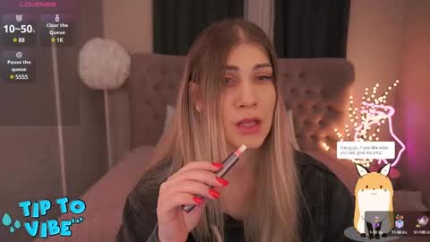 Lena online show from March 4, 2025, 7:51 am