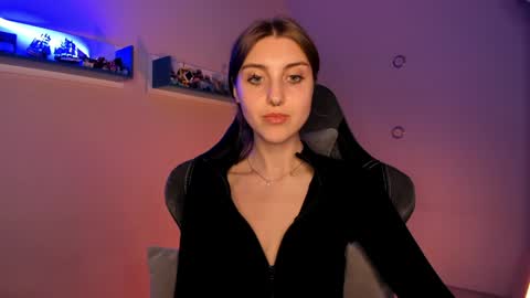 Seductress Cassia  FINDOM AND SADISM  NO NUDE online show from February 2, 2025, 6:53 pm