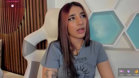 cassidy_evans online show from September 19, 2025, 11:44 am